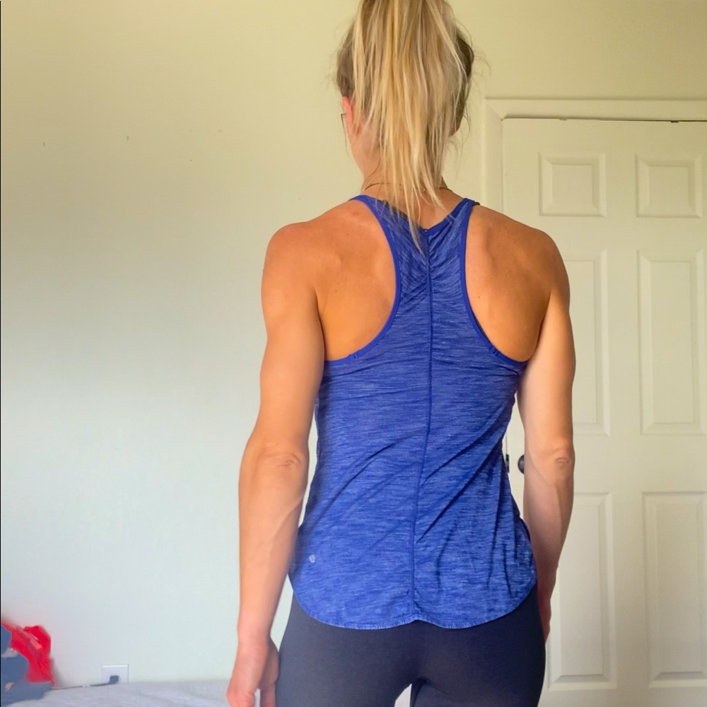 Lulu Lemon Razorback Tank - Picture 2 of 2